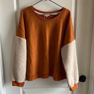 NWT Roolee Sherpa Sleeved Sweatshirt.